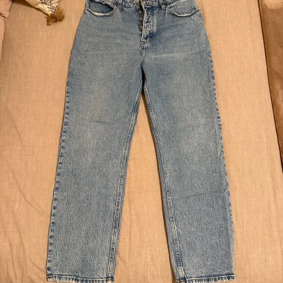 Abercrombie & Fitch Dad High Rise Jeans Size 28/6R Curve Love in Medium Wash - Picture 2 of 7